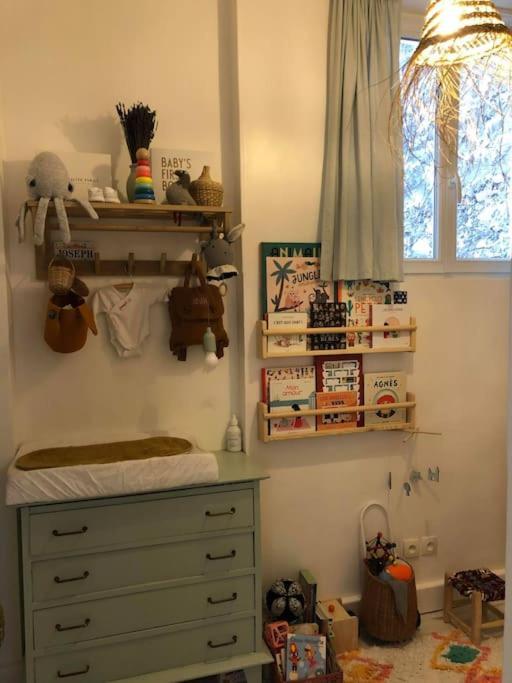 75009 50m2 Metro Poissonniere 3 Pers & Baby * Parijs